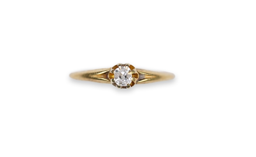 A small gold and diamond ring, 19th century